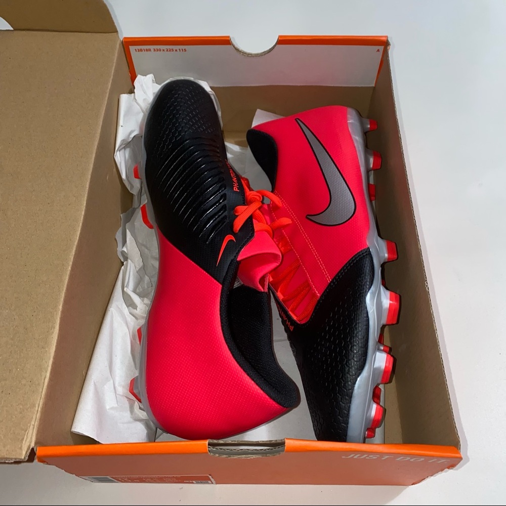 NIKE PHANTOM VENOM CLUB FG